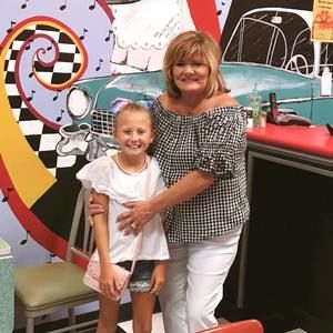 Meet your Posher, Debra